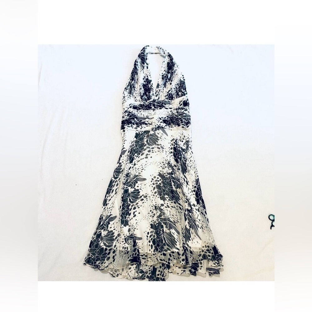 Tadashi silk halter dress Women’s 12 black white midi floral cocktail pleated.